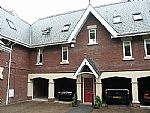 Four bedroom duplex apartment close to Branksome Beach